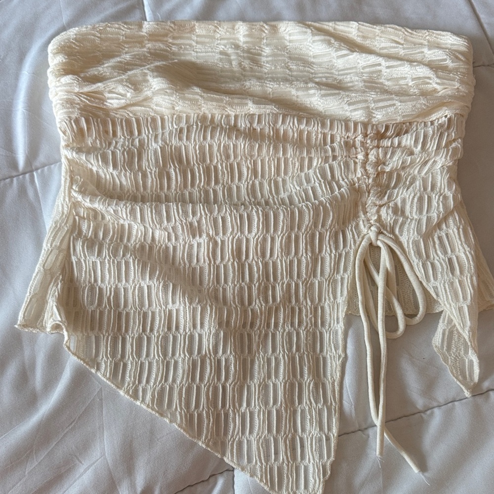 Mahina Cream Lace Crop Top